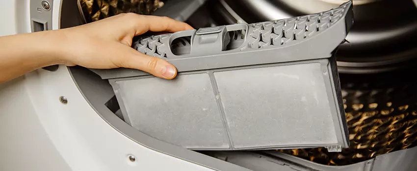 Signs Of A Clogged Dryer Lint Trap in Greenfield, California